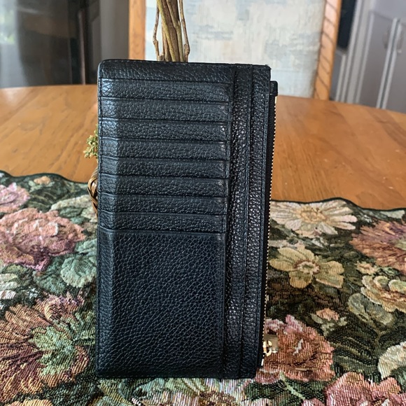 Micheal Kors Leather Wallet - Picture 2 of 8